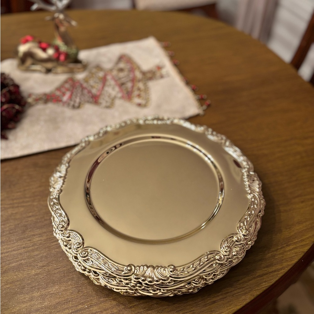 Elegant Gold Decorative Charger Plates~Four‎ (4)